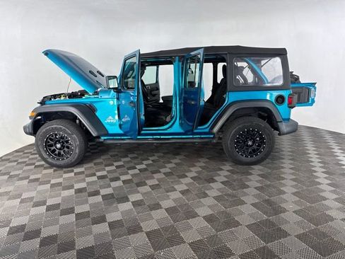 Used 2020 Jeep Wrangler Unlimited Sport AWD/4WD image 9