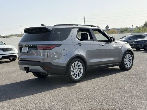 Used 2025 Land Rover Discovery S AWD/4WD image 28