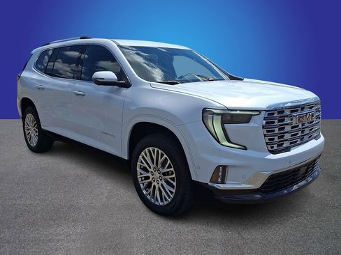 New 2026 GMC Acadia Denali AWD/4WD image 2