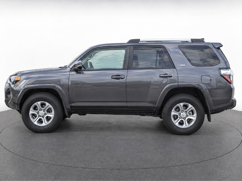 Used 2020 Toyota 4Runner SR5 Premium w/ Moonroof Package AWD/4WD image 2