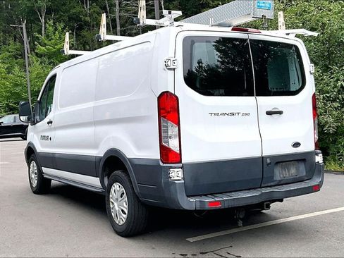 Used 2016 Ford Transit 250 130 Low Roof w/ Exterior Upgrade Package RWD image 6