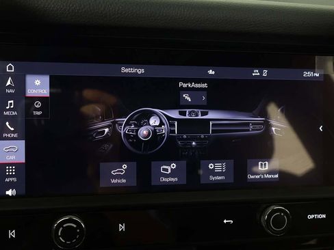 Used 2025 Porsche Macan image 49