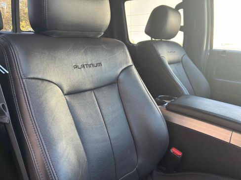 Used 2014 Ford F150 Platinum AWD/4WD image 48