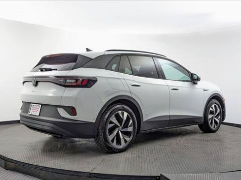 Used 2023 Volkswagen ID.4 Pro RWD image 8