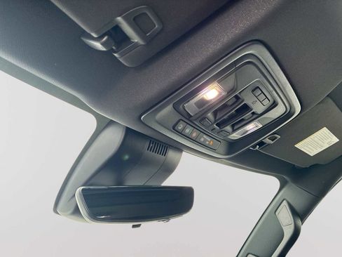 Certified 2022 GMC Sierra 1500 AT4 w/ Technology Package image 41