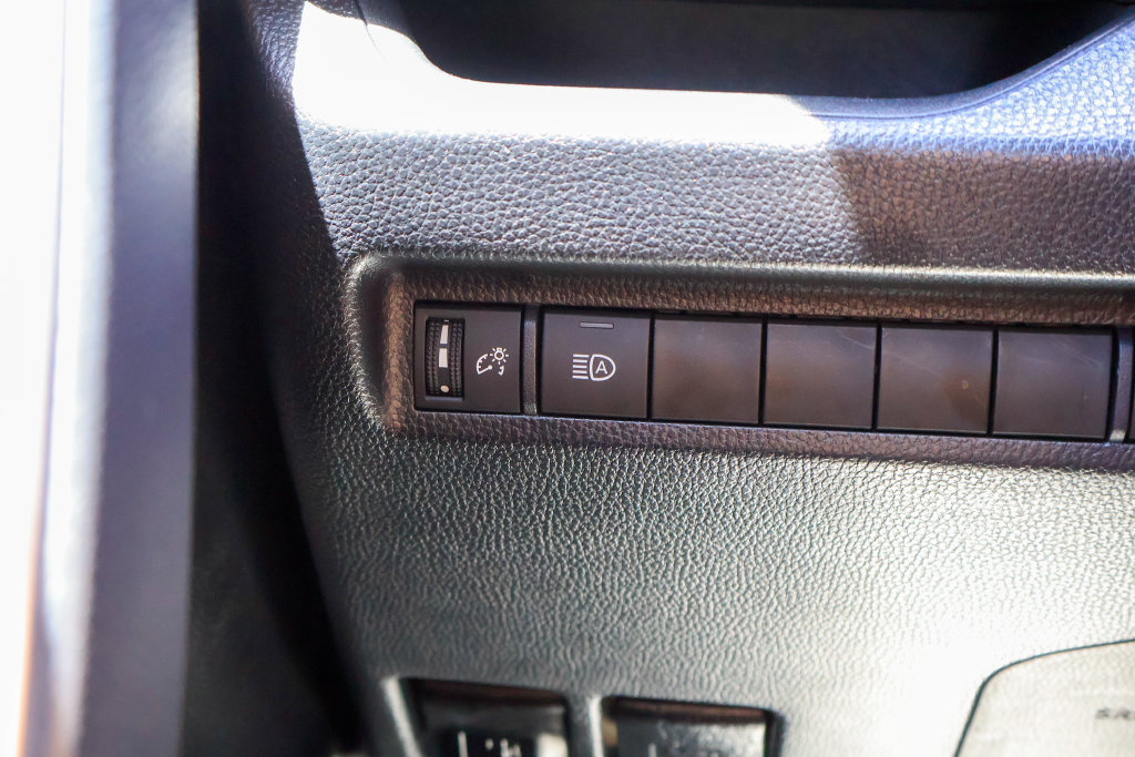 Used 2023 Toyota RAV4 XLE Premium FWD image 20