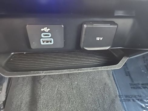 Used 2024 Ford F450 Lariat w/ FX4 Off-Road Package AWD/4WD image 19
