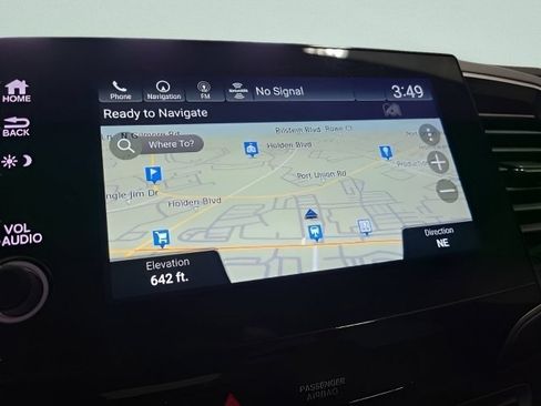 Used 2023 Honda Passport TrailSport image 3