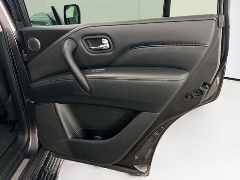 Used 2024 INFINITI QX80 Luxe image 34