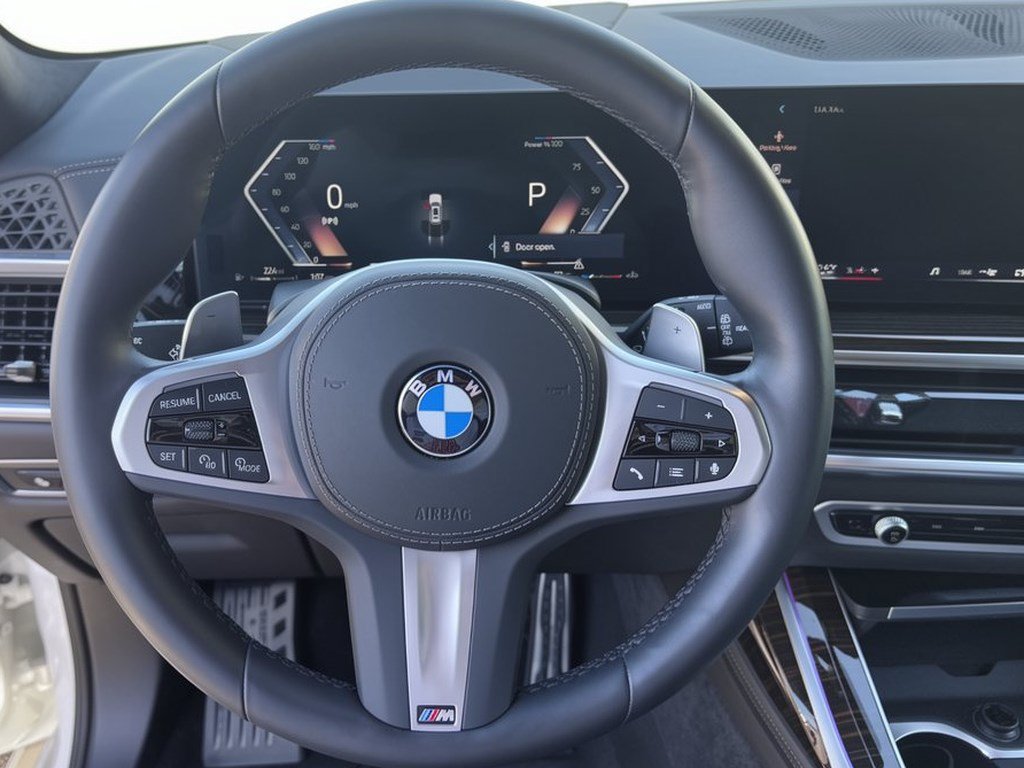 Certified 2026 BMW X7 xDrive40i AWD/4WD image 9