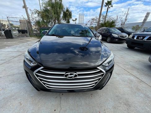 Used 2018 Hyundai Elantra SEL image 1