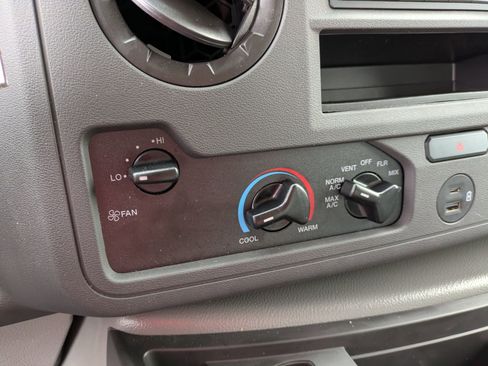 New 2026 Ford E-350 and Econoline 350 Super Duty w/ Power Equipment Group image 22