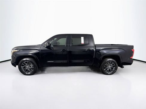 Used 2023 Toyota Tundra Platinum AWD/4WD image 14