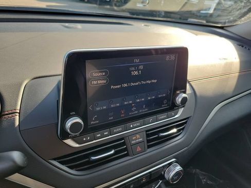Used 2022 Nissan Altima 2.5 SR FWD image 26