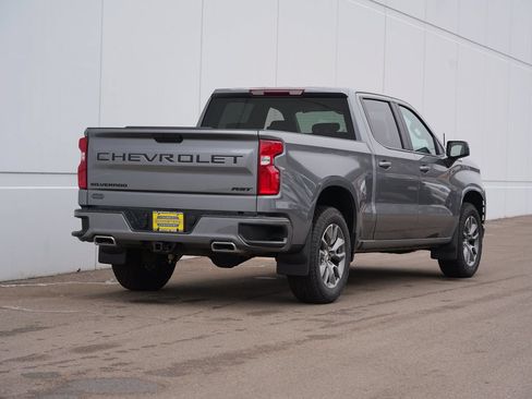 Used 2022 Chevrolet Silverado 1500 RST AWD/4WD image 3