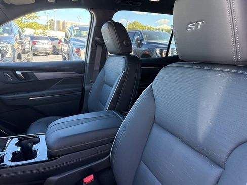 New 2026 Buick Enclave Sport Touring w/ Power Package image 14