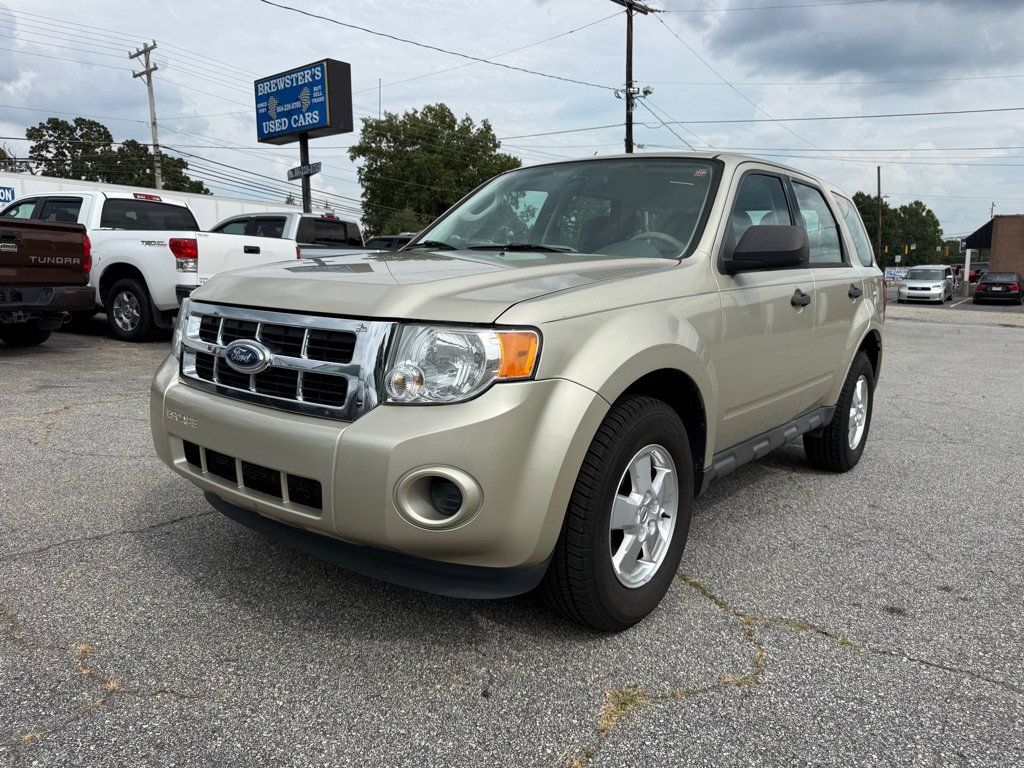 Used 2012 Ford Escape XLS FWD image 1