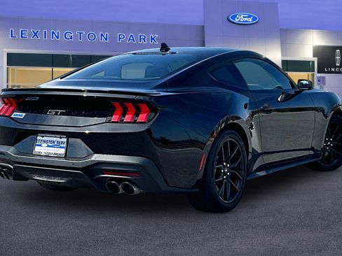 Used 2025 Ford Mustang GT image 5
