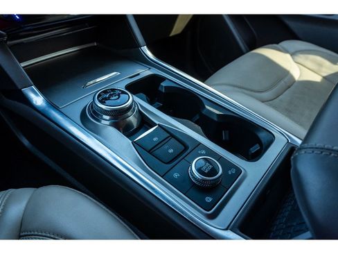 Used 2021 Ford Explorer Platinum w/ Equipment Group 601A image 28