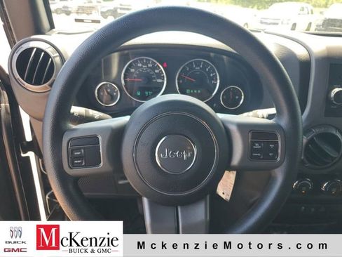 Used 2016 Jeep Wrangler Unlimited Sport AWD/4WD image 10