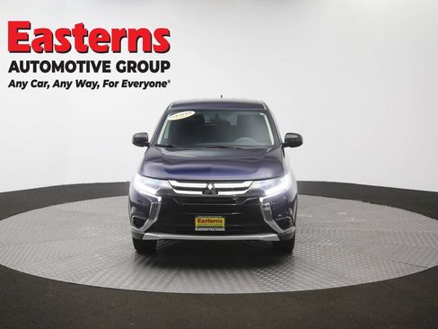 Used 2018 Mitsubishi Outlander ES AWD/4WD image 51