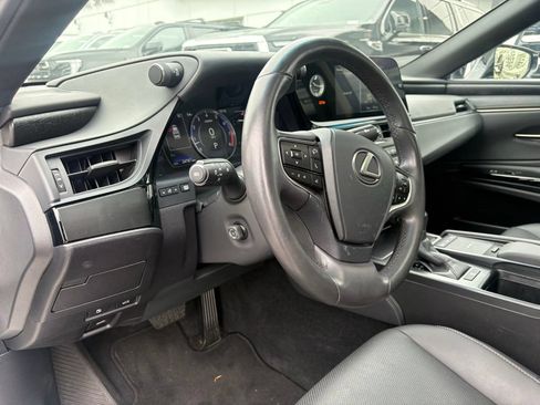 Used 2022 Lexus ES 350 w/ Premium Package FWD image 9