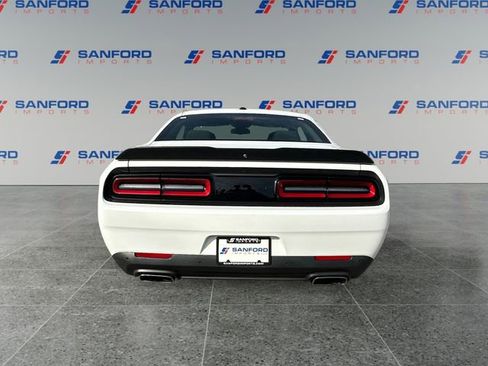 Used 2022 Dodge Challenger R/T w/ Blacktop Package RWD image 4