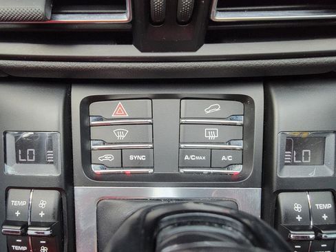Used 2019 Porsche Macan S AWD/4WD image 32