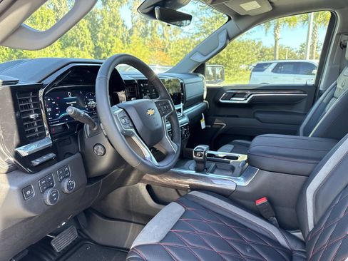 New 2025 Chevrolet Silverado 1500 LTZ image 21