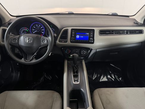 Used 2022 Honda HR-V LX image 15