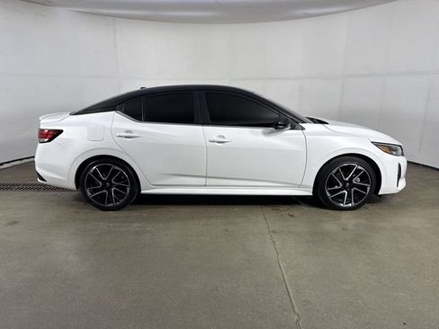 Used 2024 Nissan Sentra SR FWD image 37
