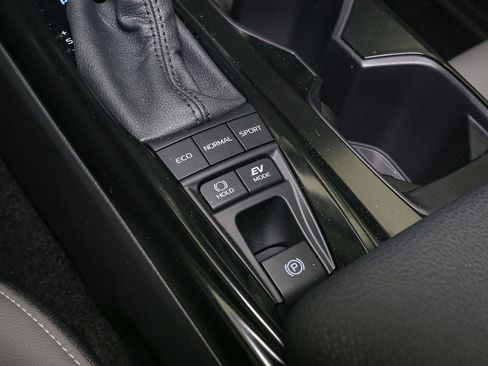 New 2026 Toyota Camry SE image 21