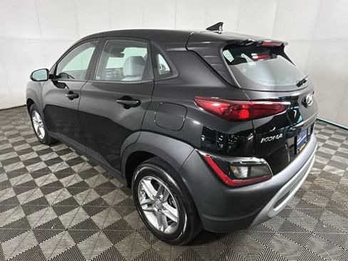 Certified 2023 Hyundai Kona SE AWD/4WD image 4