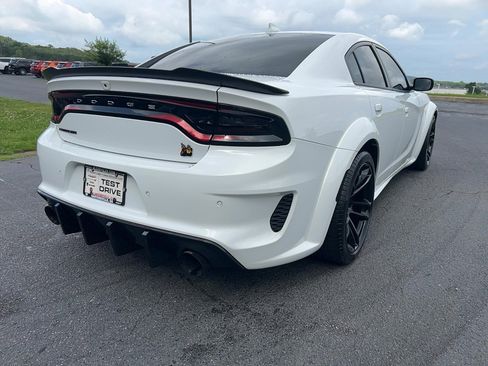Used 2023 Dodge Charger Scat Pack RWD image 5
