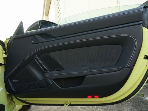 Used 2026 Porsche 911 GT3 image 23