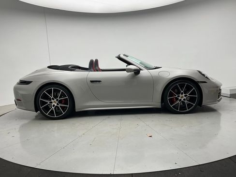 Certified 2025 Porsche 911 Carrera RWD image 23