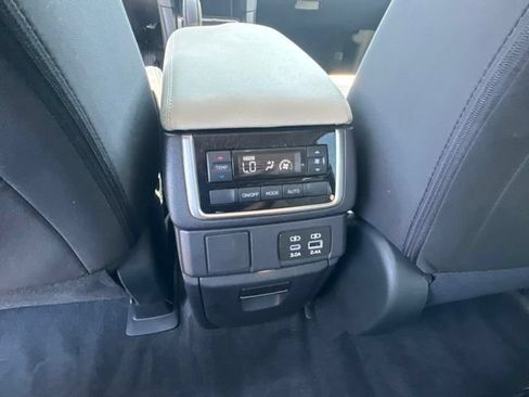 Certified 2025 Subaru Ascent Premium AWD/4WD image 12