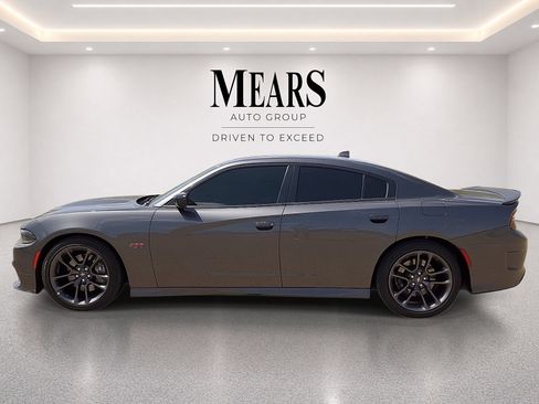 Used 2023 Dodge Charger Scat Pack RWD image 2