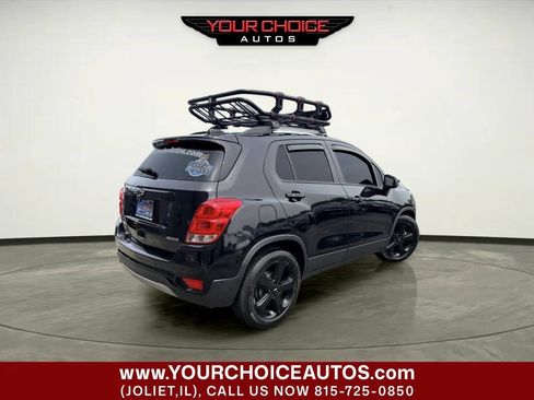 Used 2018 Chevrolet Trax Premier w/ Midnight Edition FWD image 8