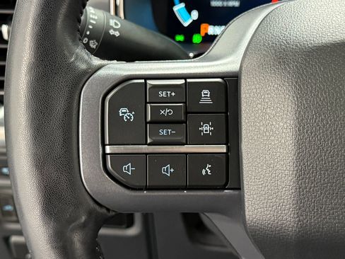 Used 2023 Ford F150 Lariat w/ Equipment Group 502A High AWD/4WD image 17