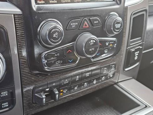 Used 2015 RAM 1500 Laramie Limited image 24