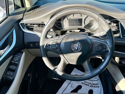 Used 2020 Buick Enclave Premium w/ Sun and Sites Package image 24