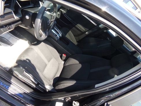 Used 2016 Honda Civic EX image 7