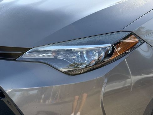 Used 2019 Toyota Corolla LE FWD image 10