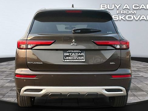 Used 2022 Mitsubishi Outlander SEL AWD/4WD image 4