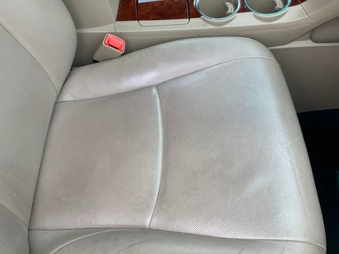 Used 2011 Toyota Highlander Limited FWD image 12
