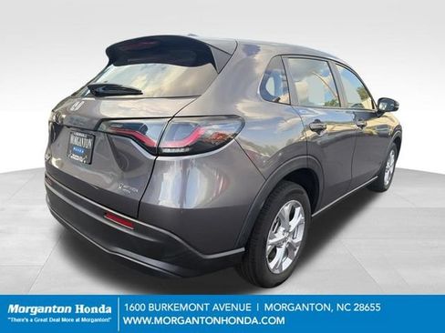 Used 2024 Honda HR-V LX image 9