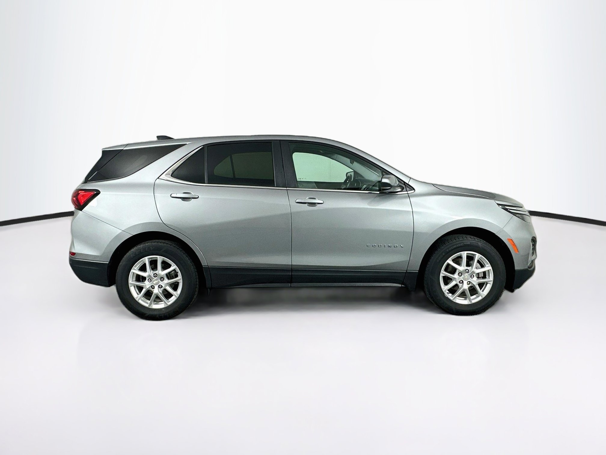 Used 2024 Chevrolet Equinox LT AWD/4WD image 10
