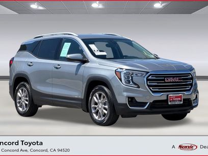 Used 2024 GMC Terrain SLT