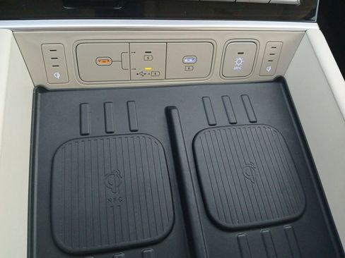 Used 2024 Hyundai Santa Fe Calligraphy image 28